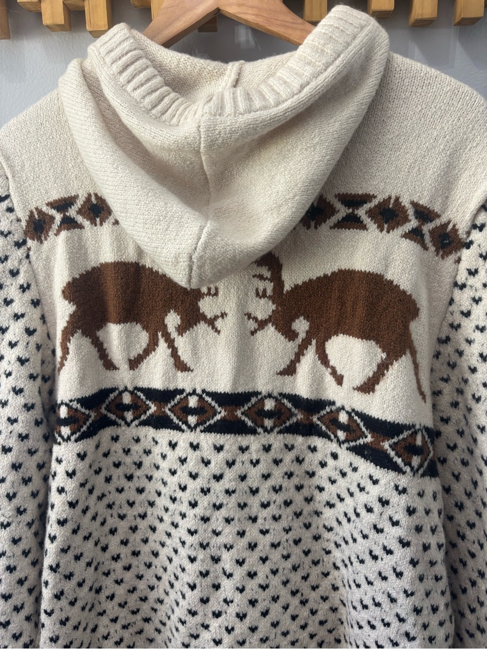 American Eagle Elk Fairisle Sweater Mens Size Large Hoodie in Cream Super Soft - Picture 7 of 7